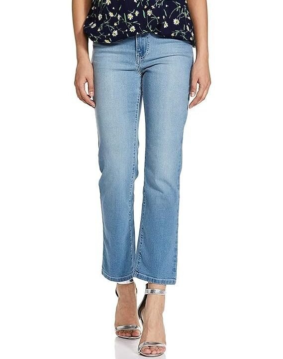 AKA CHIC Straight Women Jeans